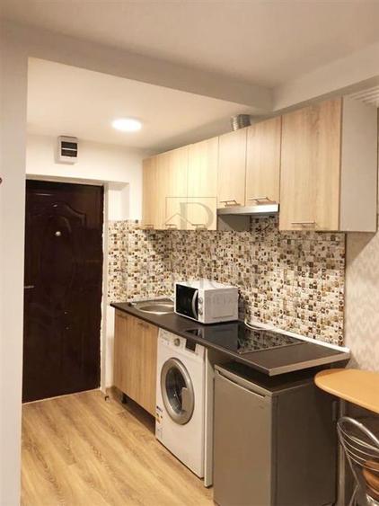 BUZIASULUI - 1 CAMERA - RENOVATA - PRETABIL INVESTITII