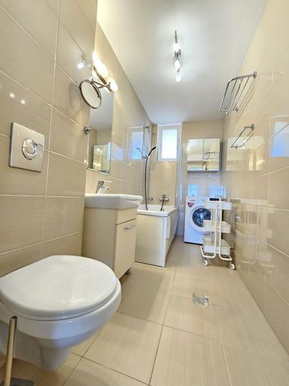 Iancu Nicolae-Apartament tip Penthouse- 150 mp total, cu doua parcari