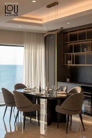 Un penthouse suspendat între cer și mare