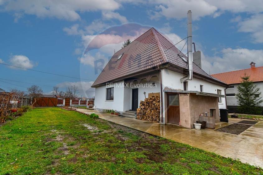 OPORTUNITATEI CASĂ modernă | 238mp utili și teren intravilan 7150mp - 45