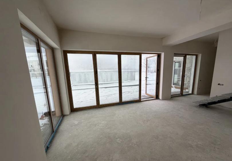 Casa de lux, piscina, garaj, 120mp utili, 550 mp curte