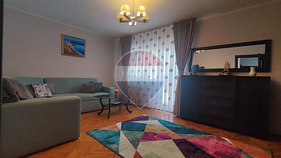 Apartament 3 camere de închiriat în zona Calea Aradului