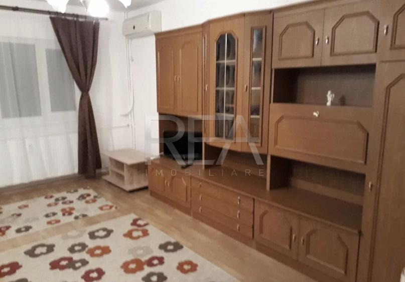 3 camere, 2/4, 72mp, bloc 1980-CENTRALA-Gorjului