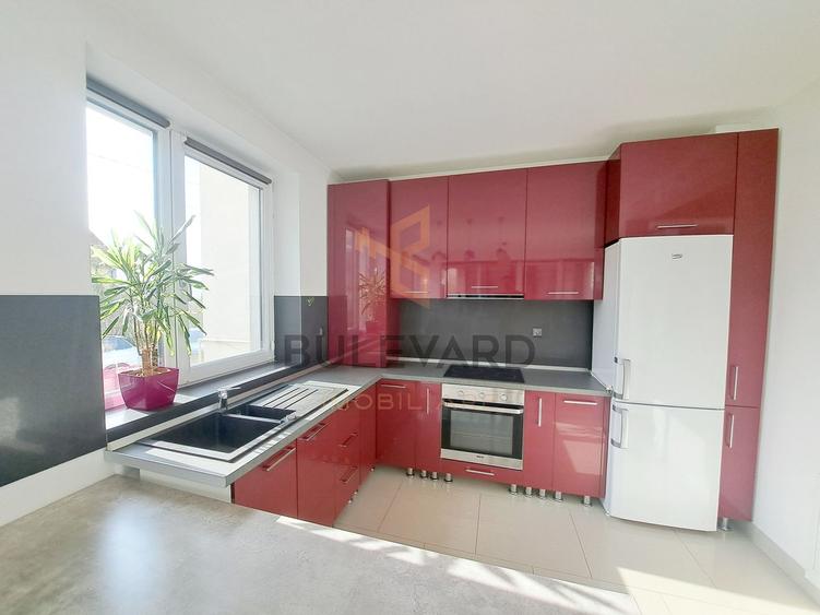Casa tip dulplex 120 mp + 80 mp terase + garaj, zona Liceu Waldorf