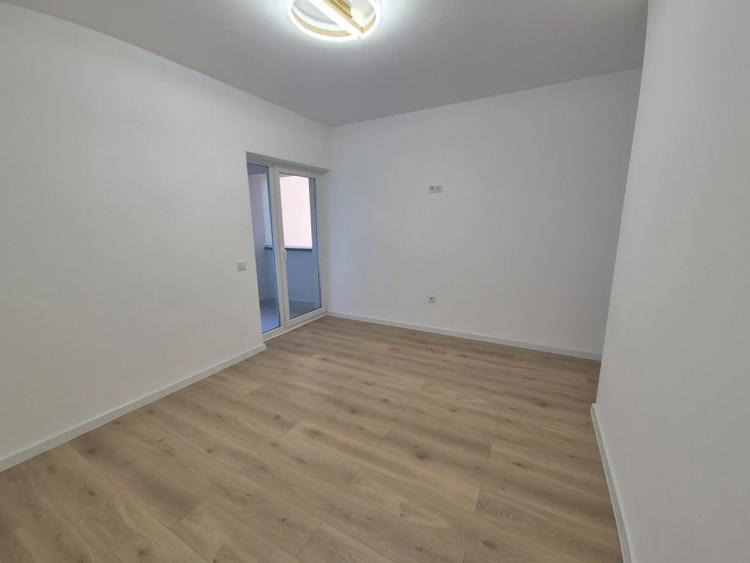 Apartament 3 camere nou - Calea Surii Mici