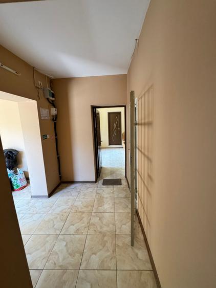 Casa 4 camere - Valu lui Traian - 190.000 euro negociabil (Cod E11+E12)