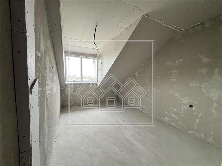 Ap 3 camere, 2 bai, loc de parcare - nou - Turnisor