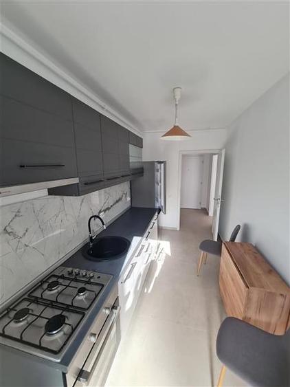 Apartament 2 camere, zona Tractorul-Qualis