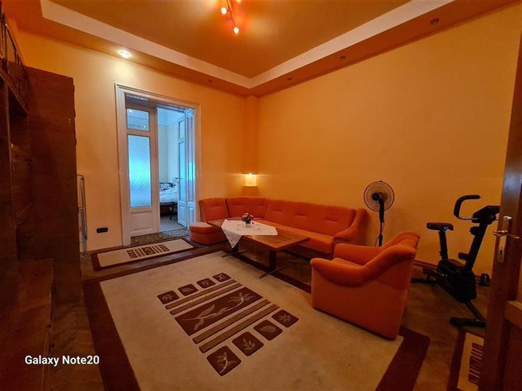DE VANZARE APARTAMENT 3 CAMERE ULTRACENTRAL