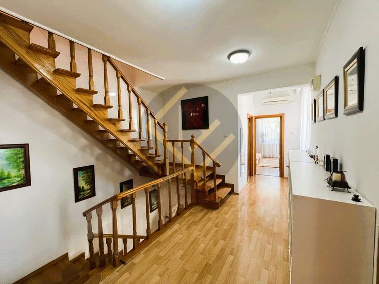 Vila  INDIVIDUALA ELEGANTA RENOVATA zona Domenii Arcul de Triumf