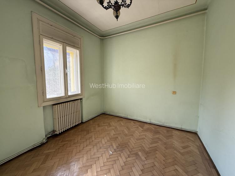 Apartament 3 camere, 72mp, etaj 1, 400m teren, garaj propriu- Complex Studentesc - 2