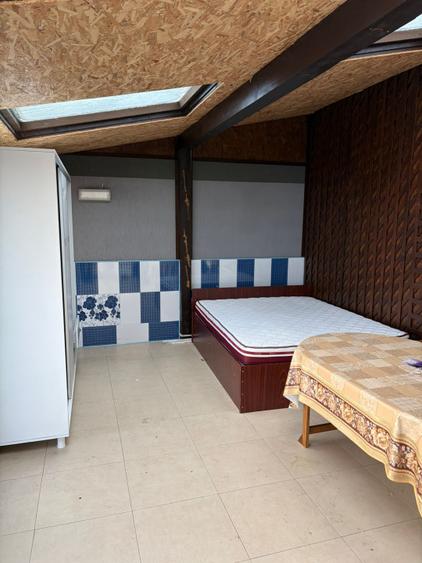 Casa P+1, 350 mp utili, teren 500 mp, zona Craiovita Noua