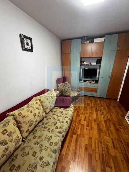Apartament 3 camere decomandat, 2 bai - zona Racadau