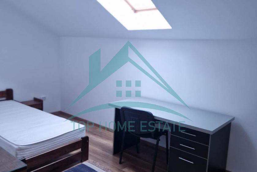 De inchiriat apartament cu 4 camere, Zona str. Eroilor!