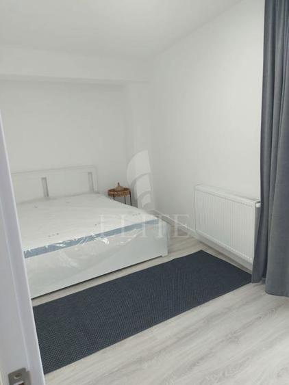 Apartament 2 camere în zona LOMBULUI