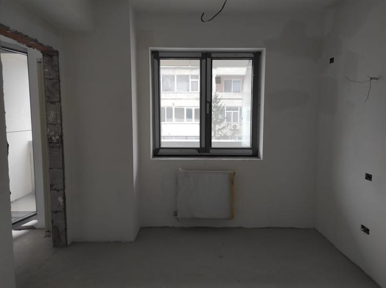 City Park - Apartament cu 2 camere ,  Bloc NOU , centrala gaze,et.3