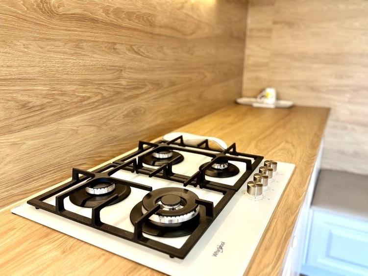 Apartament de Lux, 140 mp, cu Gradina Privata, Baneasa