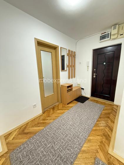 Apartament 3 camere decomandate de închiriat | Complexul Studențesc | Etaj 1 - 8
