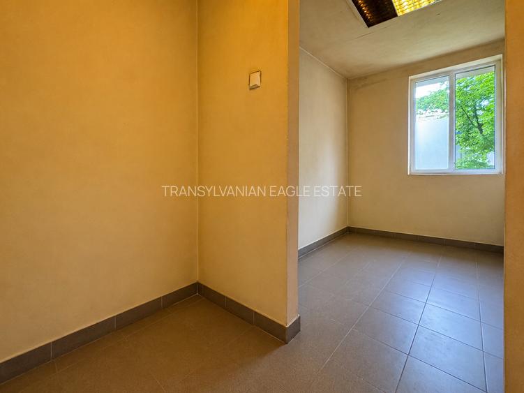 Spațiu comercial|3 încăperi|47 m2 utili| Semicentral - 6