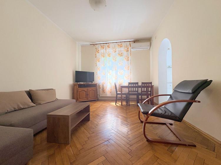 3 camere, etajul 2, langa Universitatea Victor Babes