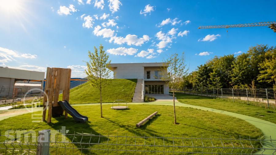 Apartament 3 Camere de vanzare 73 mp Semicentral