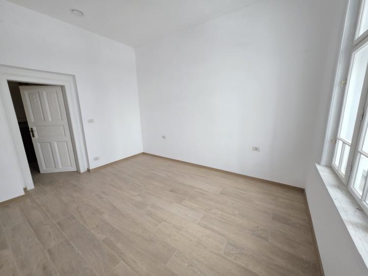 De închiriat – Spațiu de birouri în clădire istorică reabilitată, zona Bălcescu