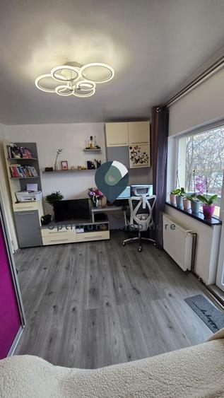 Apartament 3 camere, 2 băi, etaj 3/4 în Zorilor, zona Zucca!