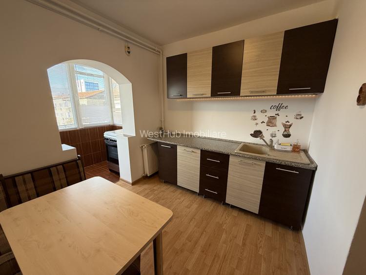 Apartament spatios, 3 camere, mobilat si utilat - Torontalului - 5