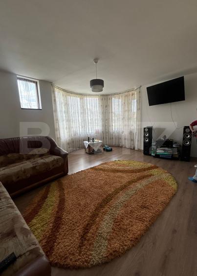 Casă de vânzare, 5 camere, 300 mp + curte de 1000 mp, Bistrita