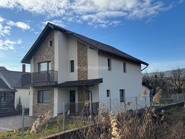Casa Individuala, 5 camere, 120 mp, teren liber 450 mp, Chinteni - 3