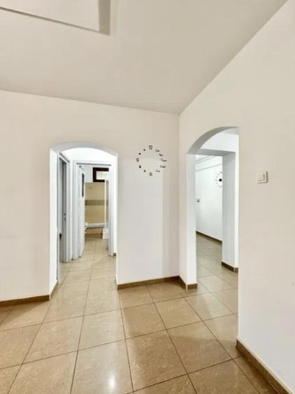 Tomis III, spatiu comercial 52 mp.