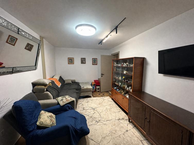 Apartament cu 2 camere zona Lujerului cu centralǎ