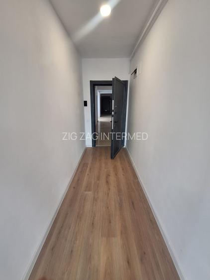 Tomis III , spatii IDEAL BIROURI, 103 mp. , LOC PROPRIU DE PARCARE - 8