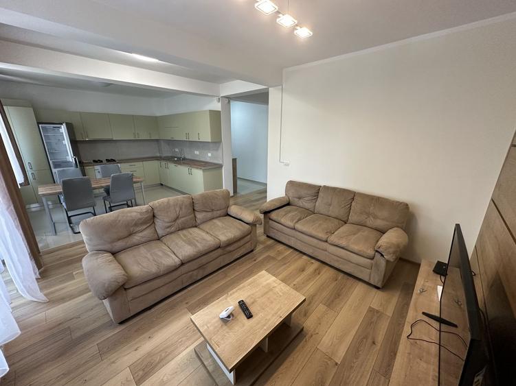 APARTAMENT DEOSEBIT