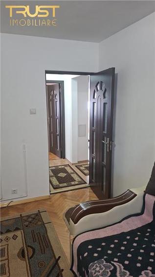 2 camere Decomandate l Str.Fabricii de Zahar l Parcare l Boxa
