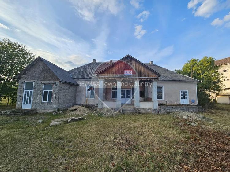 Spațiu comercial de 500mp de vânzare