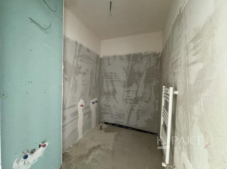 Apartament 3 camere, semifinisat, zona Iulius Mall!