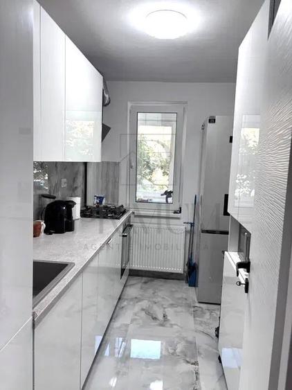 DAMBOVITA | 3 CAM | DECOMANDAT | RENOVAT | 2 BAI | ANVELOPAT | PARTER | BALCON |