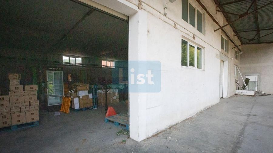 Spațiu industrial /hala /Spatiu administrativ in Resita,cartier Moniom