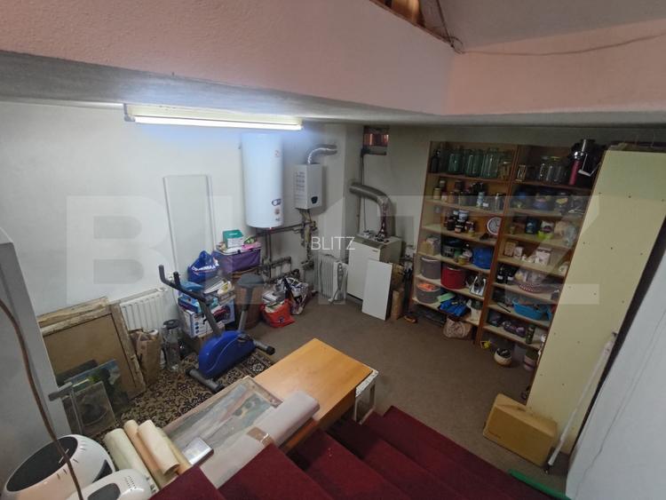 Casă finisata 220 mp, 2 corpuri de cladire , teren 261 mp, cart Gruia ! - 9