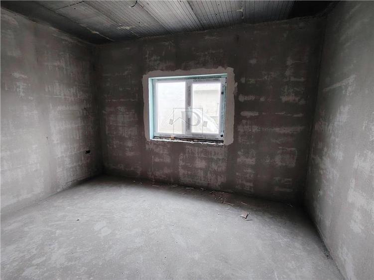 Duplex pe plan - acces facil - zona in plina dezvoltare