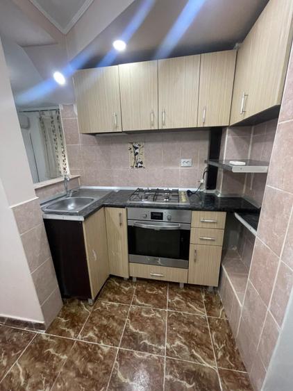 Apartament 2 camere, 31 mp, renovat, mobilat si utilat, langa Piata Valea Rosie