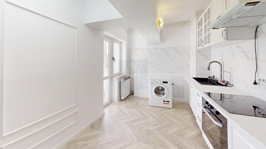 Prima Inchiriere Apartament 3 camere, 92 mp, Bld Unirii-Rond Alba Iulia(stradal)