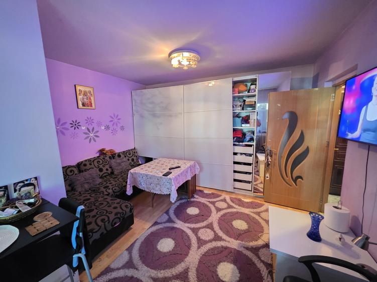 Apartament 2 Camere | Aparatorii Patriei | Decomandat | Bloc Reabilitat | Metrou