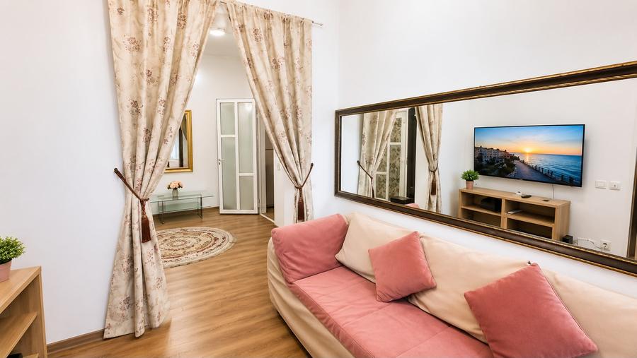 Apartament 3 camere zona Peninsulara
