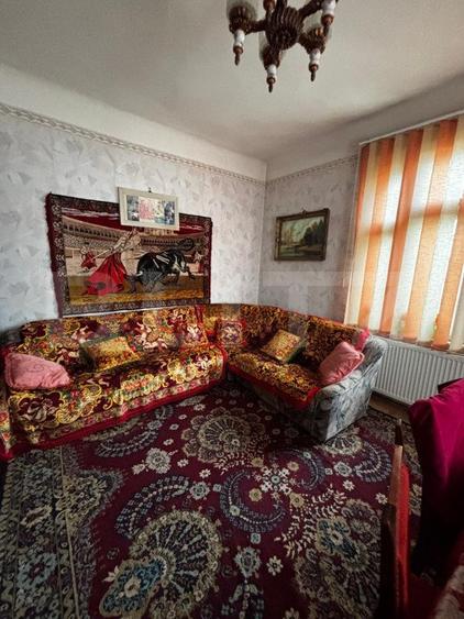 Casa, 4 camere, 144 mp, zona Buna Vestire