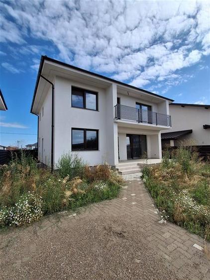 CASA P+ 1E si TEREN 400 MP DE VANZARE IN ANDRASESTI