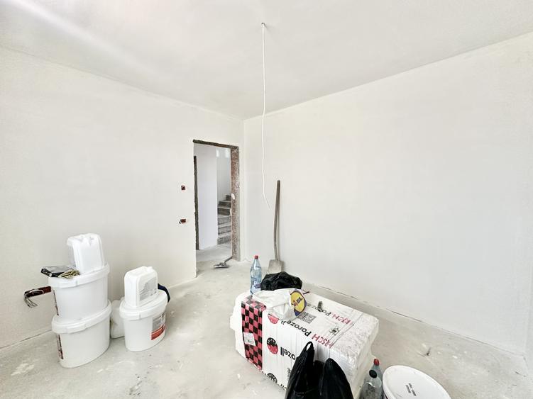 Duplex despartit prin camera tehnica | 4 camere | 115 mp utili | Drumul Boilor