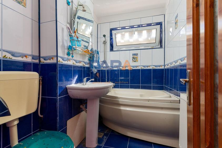 Apartament 3 camere, două băi - Str. Bogdan Dragoș