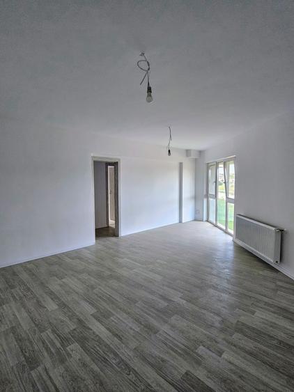 Intabulat - Ap. cu 3 camere 88mp utili, gradina 19 mp, Str. Pictor Brana